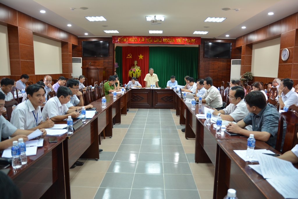 Ủy ban Nhân dân huyện Tân Châu  họp phiên thường kỳ tháng 10 năm 2018
